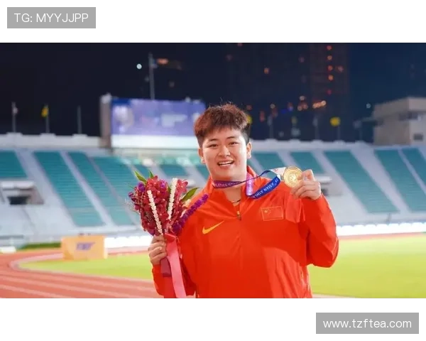 王峥点评田径比赛：赵杰张家乐稳压对手全程发挥稳定展现强劲实力