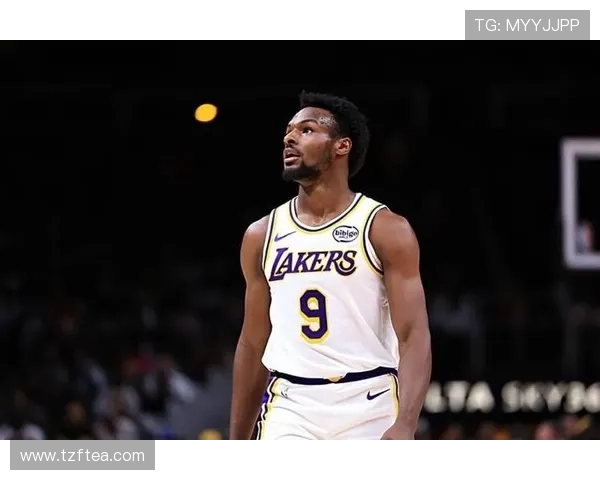 布朗尼分享提升无球状态的努力与在G联盟和湖人之间的心态平衡